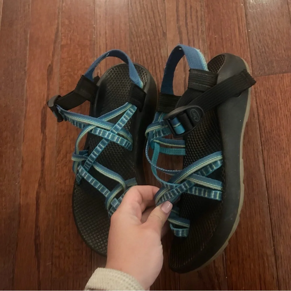 Chaco ZX2 Blue Strappy Sandals Womens Size 8
